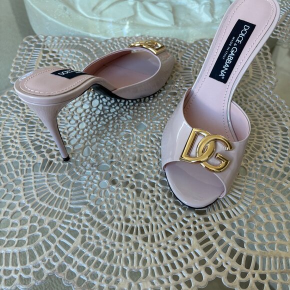 Dolce & Gabbana Patent nude/light pink backless sandal size 8.5 (Runs small) - Picture 6 of 6